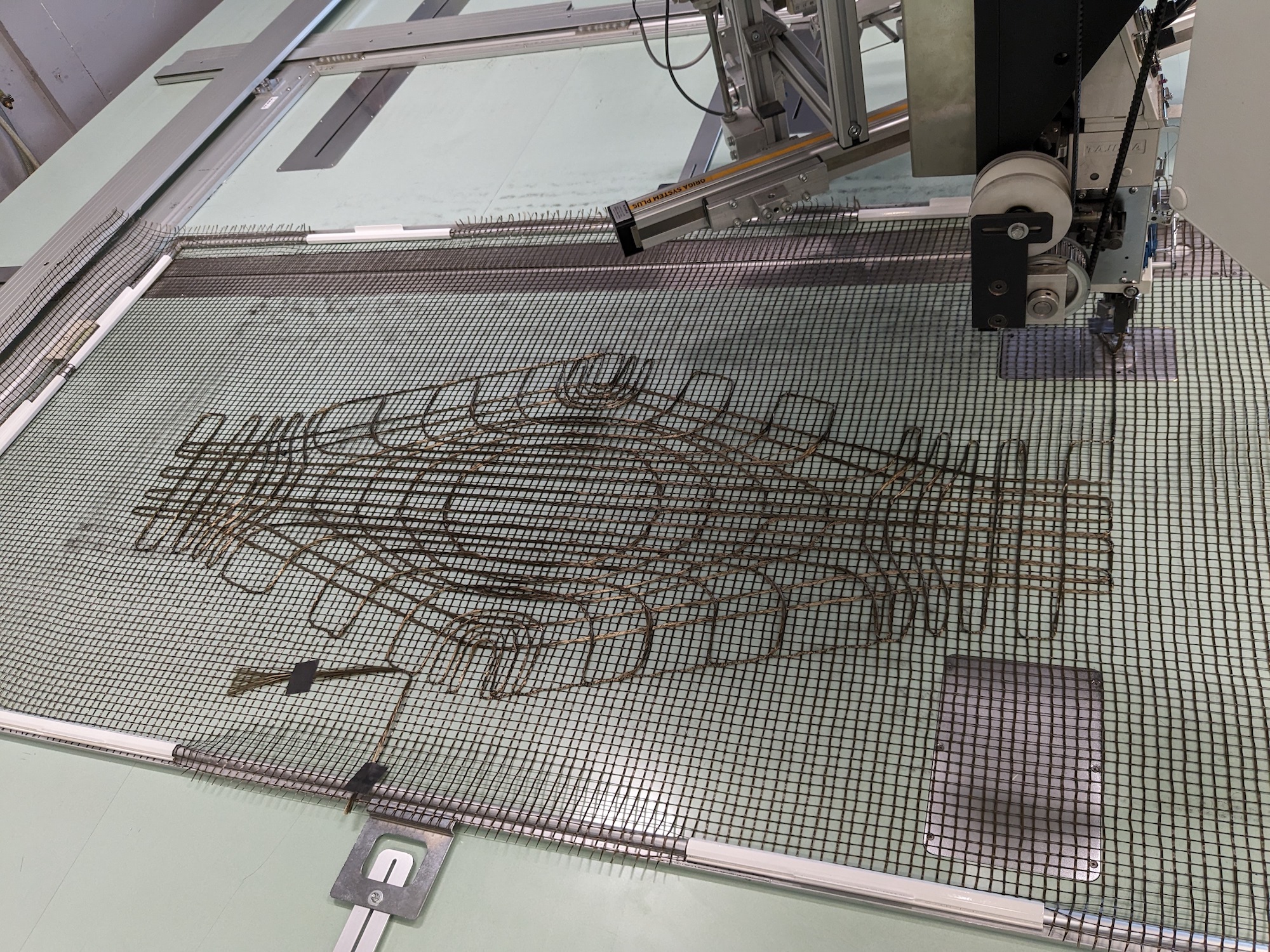 Fiber Elements Stickmaschine